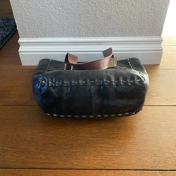 BED|STU Stevie Black with Dark Brown Straps Leather Shoulder Tote - Picture 4 of 6